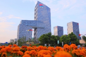 点赞！中国凯发网站荣登2023年玻璃纤维十大品牌榜单之首